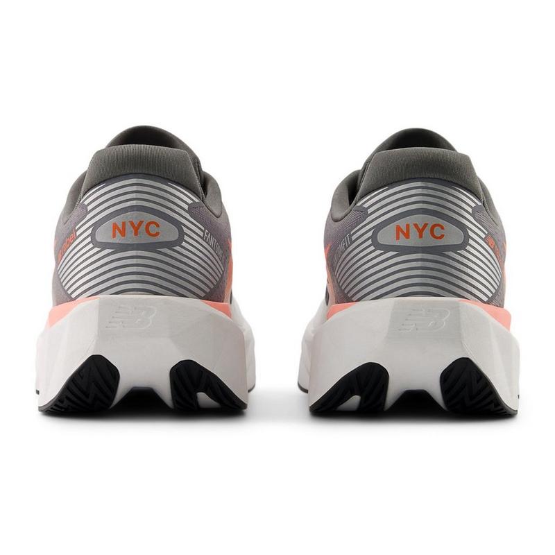 New Balance Chaussures de course FuelCell Rebel v5 pour hommes