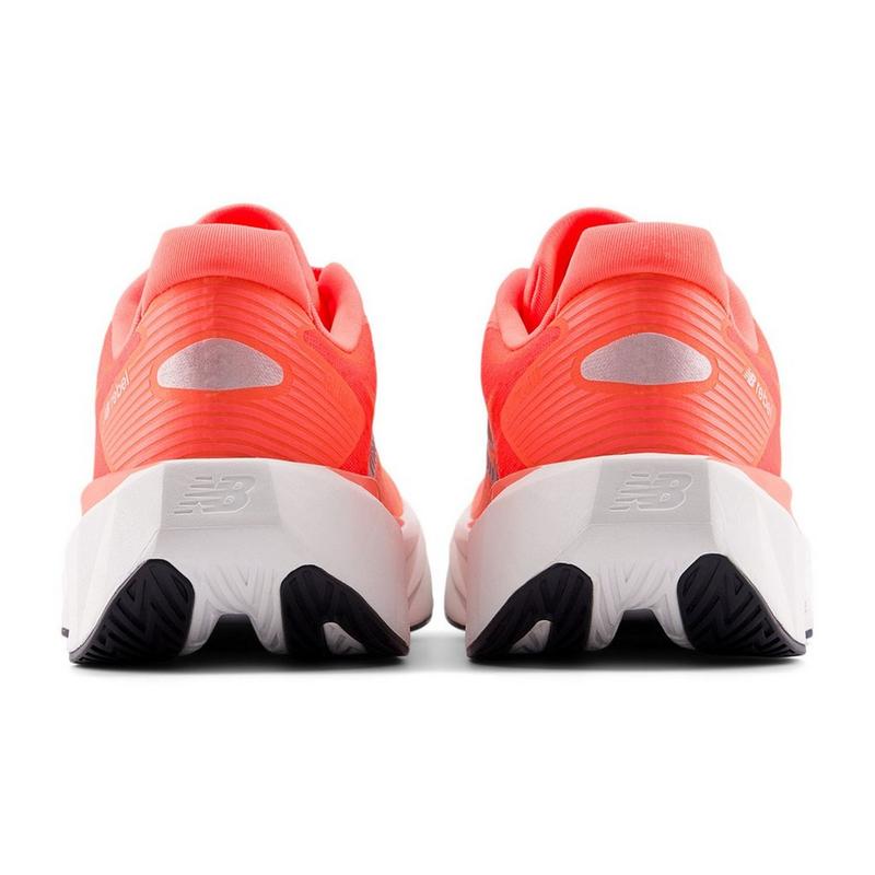 New Balance Chaussures de course FuelCell Rebel v5 pour femmes