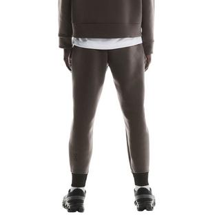 On Men's Focus Tech Sweatpant