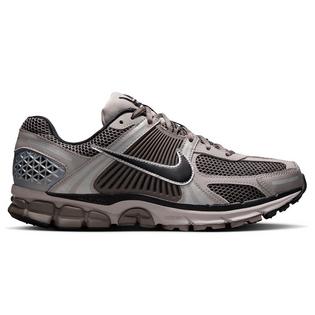Nike Men's Zoom Vomero 5 Shoe