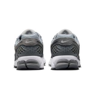 Nike Chaussures Zoom Vomero 5 pour hommes