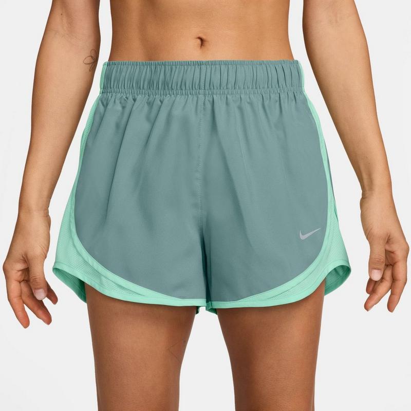 Nike Short Tempo Dri-FIT &agrave; taille mi-haute pour femmes