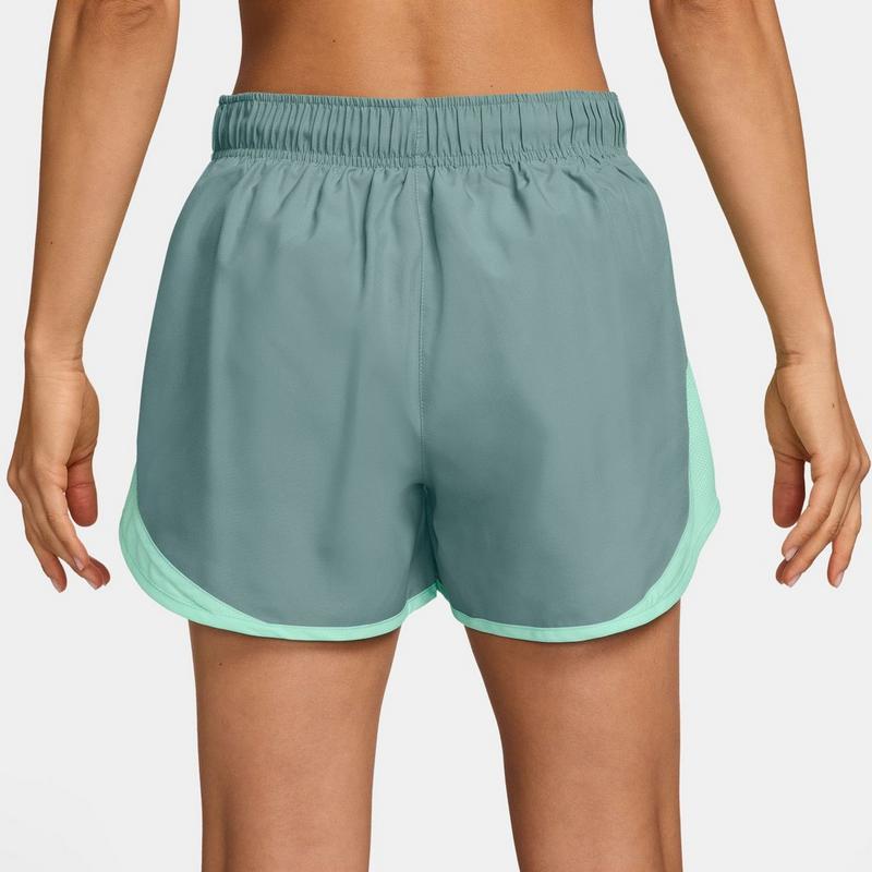 Nike Short Tempo Dri-FIT &agrave; taille mi-haute pour femmes