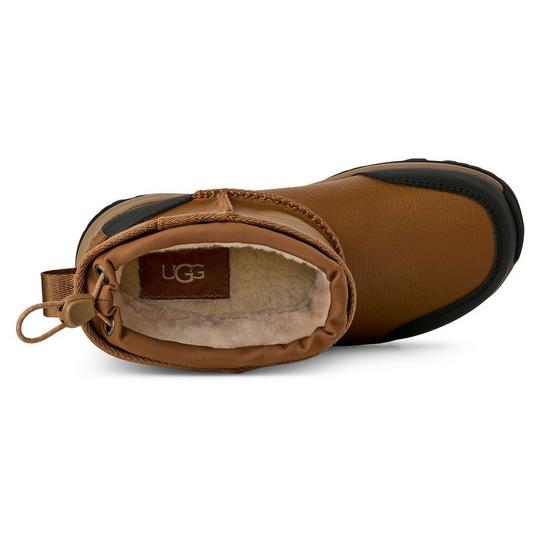 Juniors' [13-6] Adirondack XXV Pull-On Boot | UGG | Sporting Life