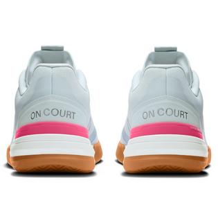 On Women's The Roger Advantage Pro Tennis Shoe