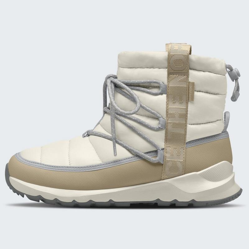 The North Face Bottes imperm&eacute;ables ThermoBall &agrave; lacets pour femmes