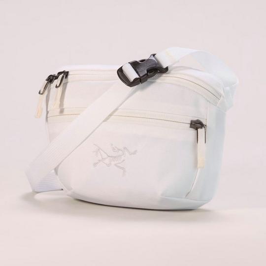 Mantis 1 Ｗaist pack Arc'teryx Mantis 1 Waist Pack – Skiis & Biikes