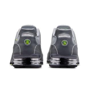 Nike Chaussures Shox NZ pour hommes