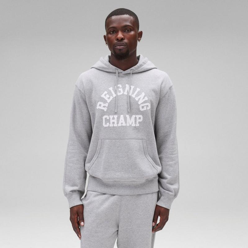 Reigning Champ Chandail &agrave; capuchon Arch Logo Standard en tissu bouclette mi-&eacute;pais pour hommes