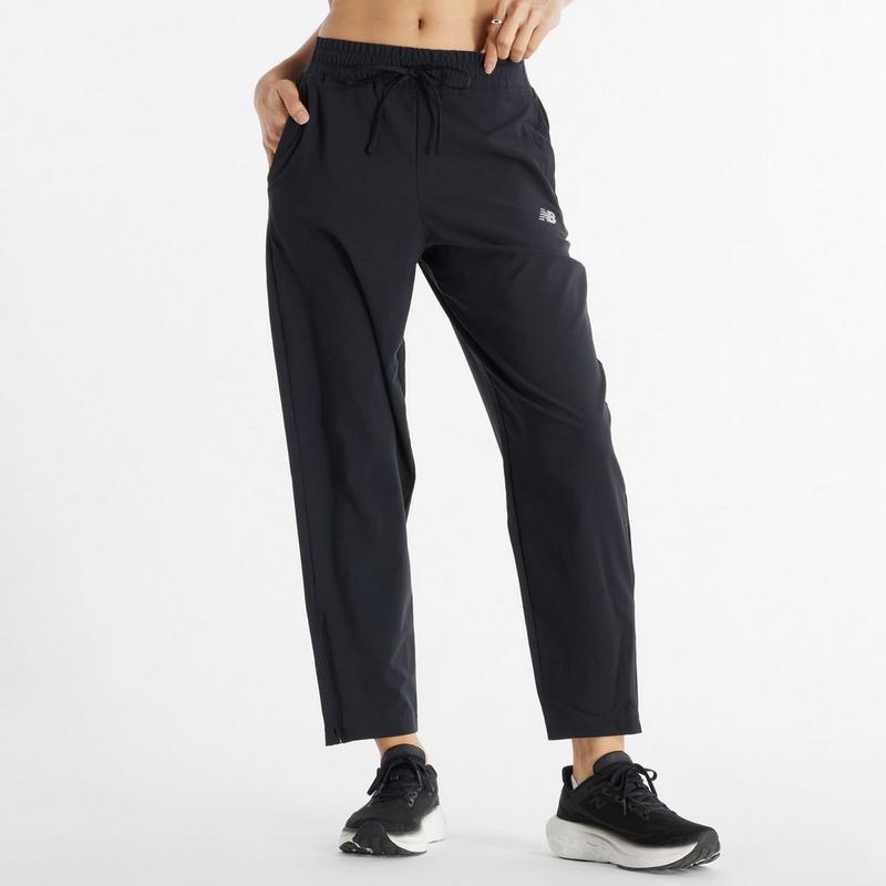 New Balance Women's Sport Essentials Performance Woven Pant