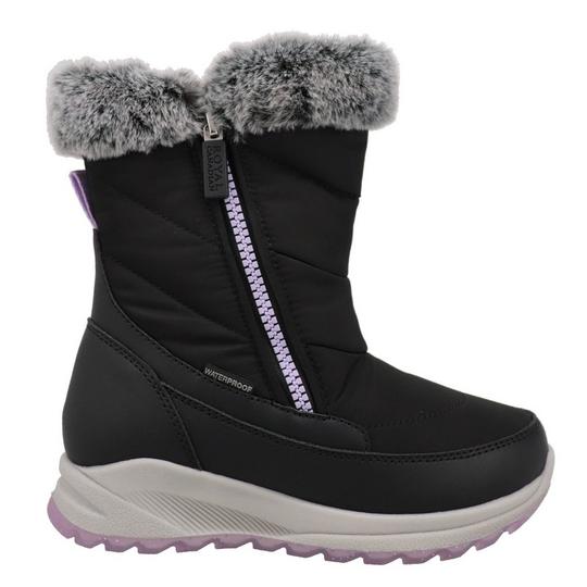 Royal Canadian Juniors   13-6  Cariboo Boot
