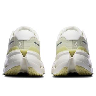 On Chaussures de course Cloudrunner 3 pour femmes