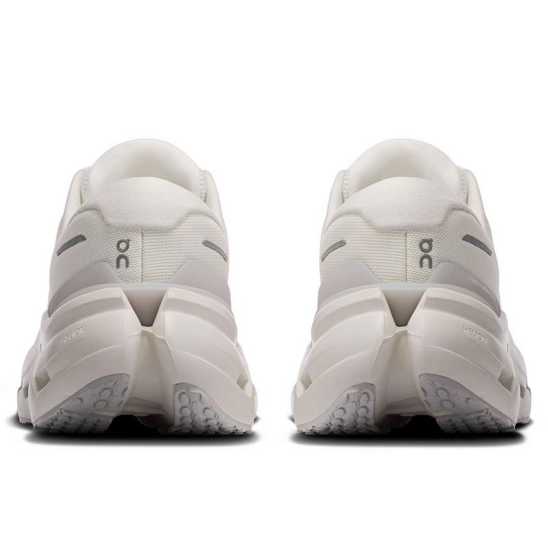 On Chaussures de course Cloudrunner 3 pour femmes (large)