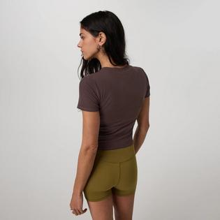 Vuori Women's Pose Fitted T-Shirt