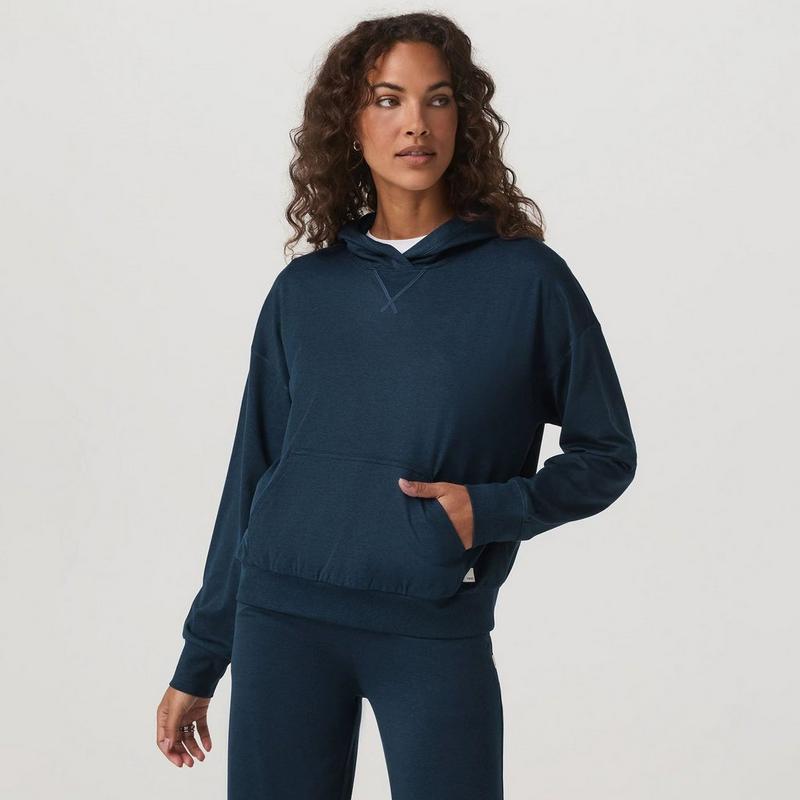 Vuori Chandail &agrave; capuchon moderne Halo pour femmes