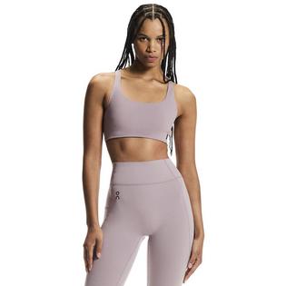 On Soutien-gorge Studio pour femmes