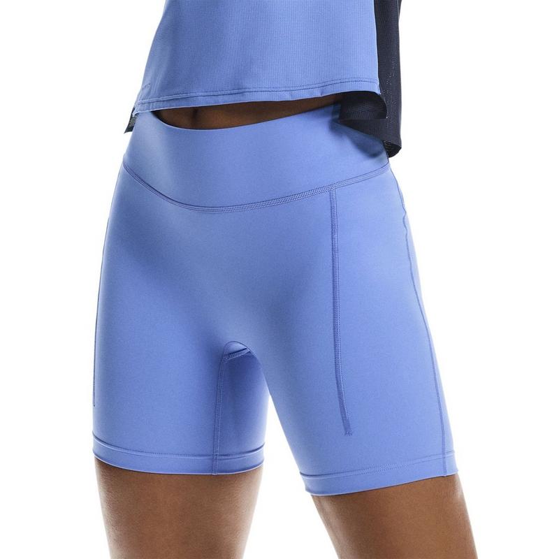 On Women's Performance Tights Short