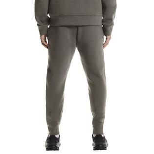 On Men's Focus Tech Sweatpant