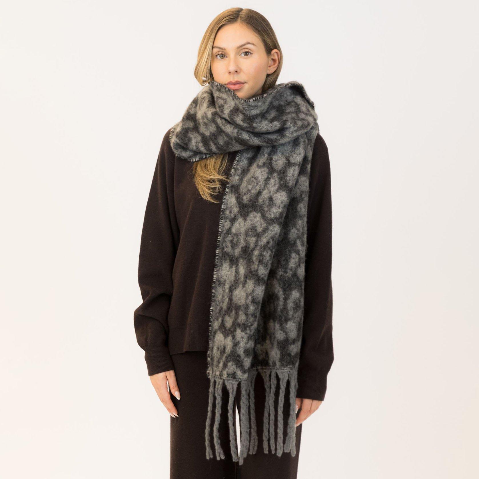 Womens-Leopard-Tassel-Scarf-