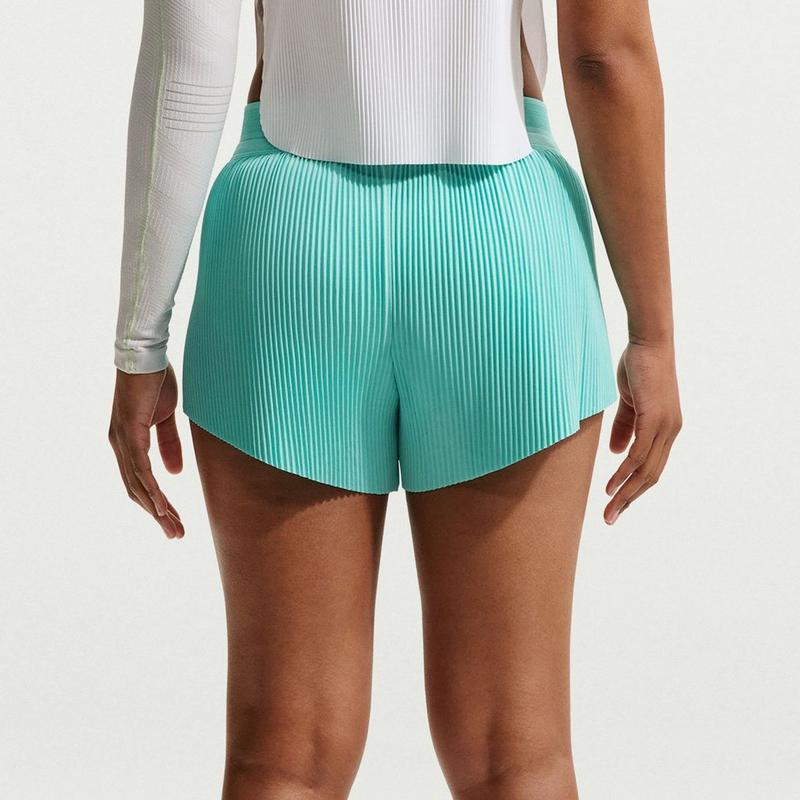 Nike Short &agrave; doublure AeroSwift Dri-FIT ADV de 3 po pour femmes