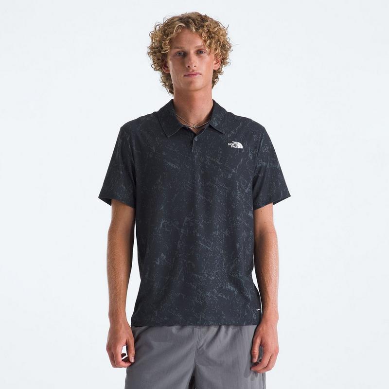 The North Face Polo imprim&eacute; Adventure pour hommes
