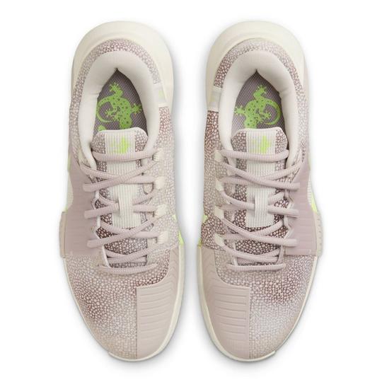 Women's Zoom GP Challenge 1 Premium Tennis Shoe | Nike | Sporting