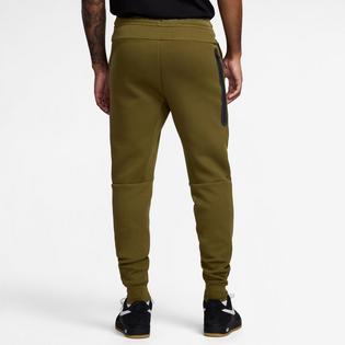 Nike Pantalon de jogging ajust&eacute; en molleton technique pour hommes