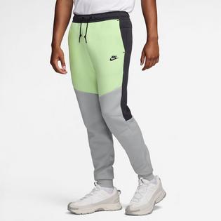 Nike Men's Tech Fleece Slim Fit Jogger Pant