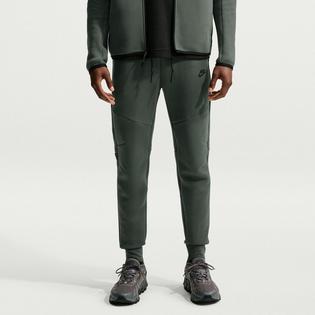 Nike Pantalon de jogging ajust&eacute; en molleton technique pour hommes