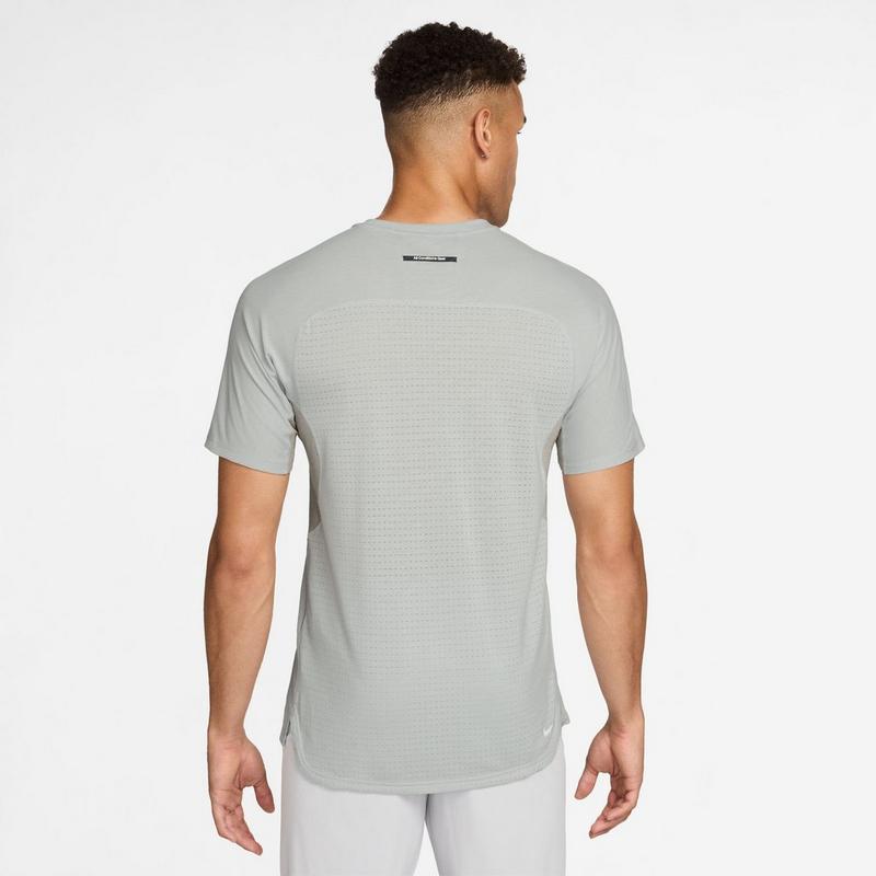 Nike Men's ACG Solar Chase Dri-FIT ADV Top