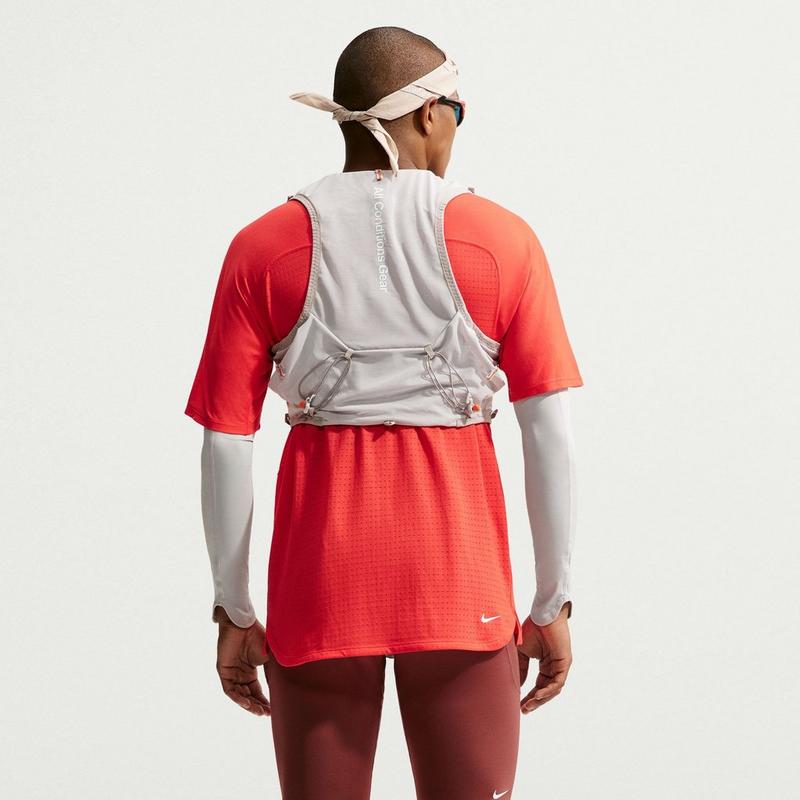 Nike Men's ACG Solar Chase Dri-FIT ADV Top