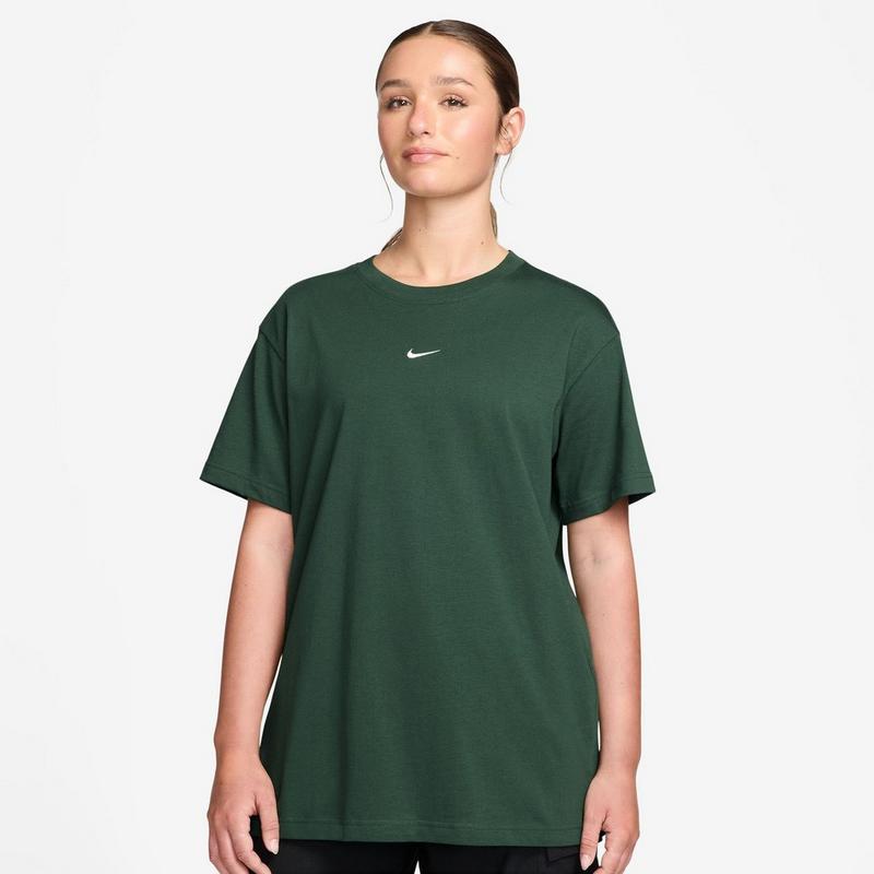 Nike Women's Sportswear Oversized Short Sleeve T-Shirt