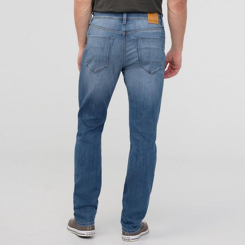 DUER Jean droit ajust&eacute; Performance Denim pour hommes (32 po)