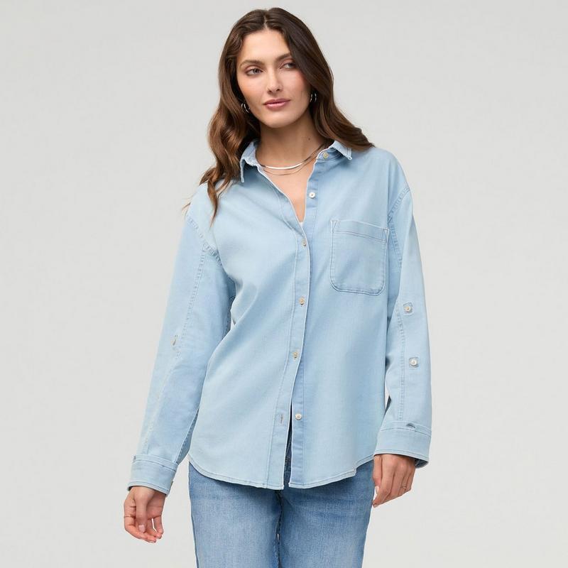 DUER Chemise boutonn&eacute;e d&eacute;contract&eacute;e en denim l&eacute;ger Performance pour femmes
