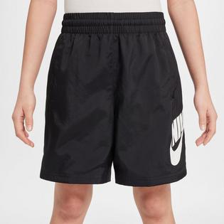 Nike Juniors' [7-16] Sportswear Club 6" Woven Short
