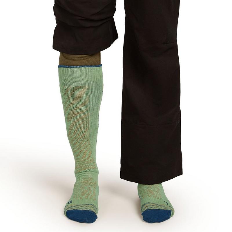 Icebreaker Chaussette Ski+ Medium Over-the-Calf Mountain Contour en m&eacute;lange de m&eacute;rinos pour hommes