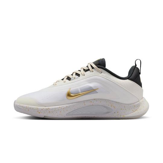 Juniors' [3.5-7] A'One A'ja Wilson Basketball Shoe | Nike