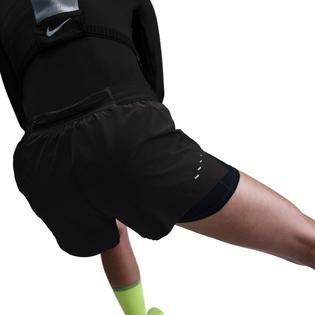 Nike Short 2-en-1 &agrave; taille mi-haute Swift Dri-FIT pour femmes