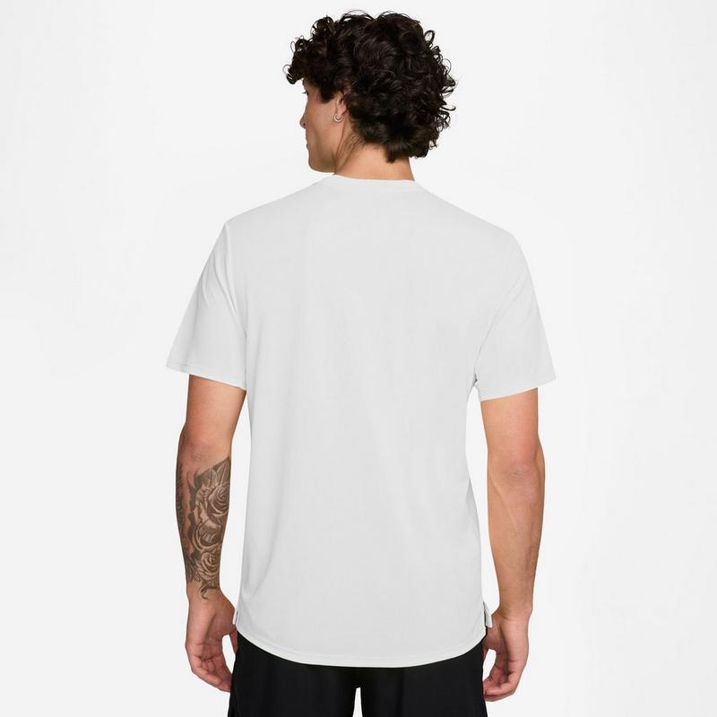 Nike Haut &agrave; manches courtes Miler Dri-FIT pour hommes