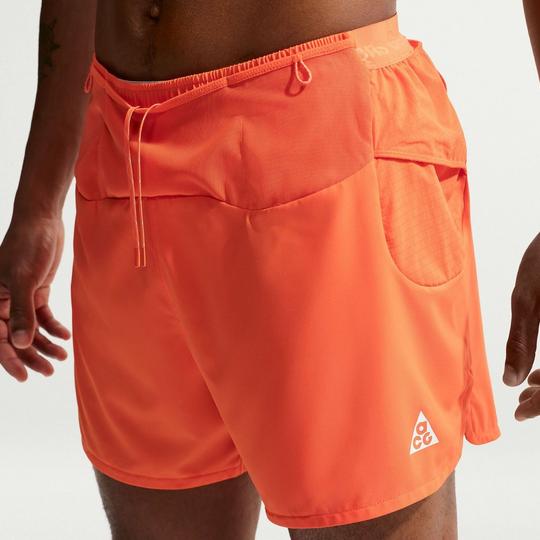 Short d'Entraînement 2 en 1 pour Homme, Sport d'Entraînement Léger à Séchage Rapide, avec Poches pour Téléphone Short d'Entraînement 2 en 1 pour Homme, Sport d'Entraînement Léger à Séchage Rapide, avec Poches pour Téléphone