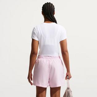 Nike T-shirt court Sportswear Chill Knit pour femmes