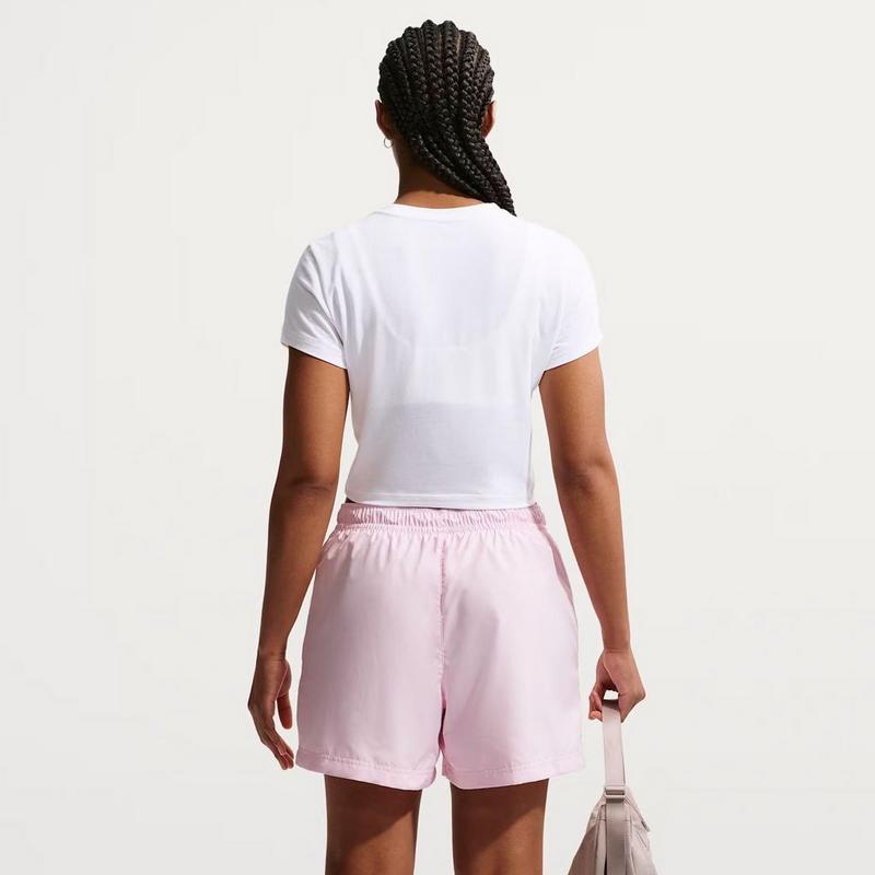 Nike T-shirt court Sportswear Chill Knit pour femmes