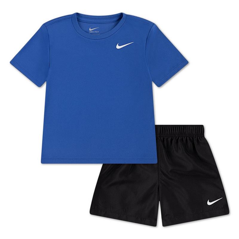 Nike Ensemble t-shirt Dri-FIT et short pour enfants [4-7]