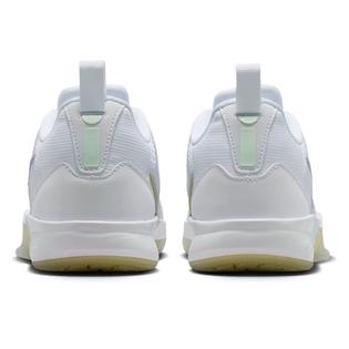 Nike Juniors' [3.5-7] Sabrina 3 Infinite Basketball Shoe