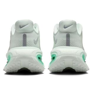 Nike Women's Vomero Premium Running Shoe