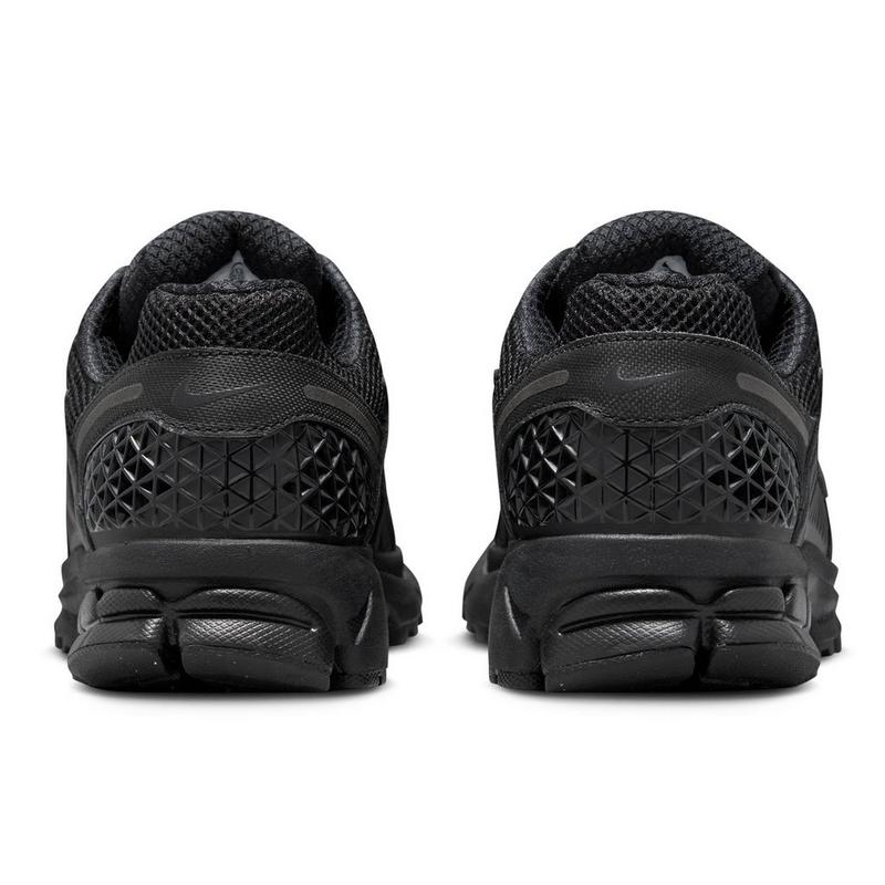 Nike Chaussures Zoom Vomero 5 pour hommes