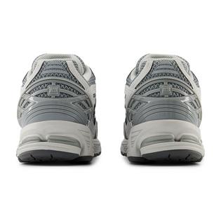 New Balance Unisex 1906R Shoe