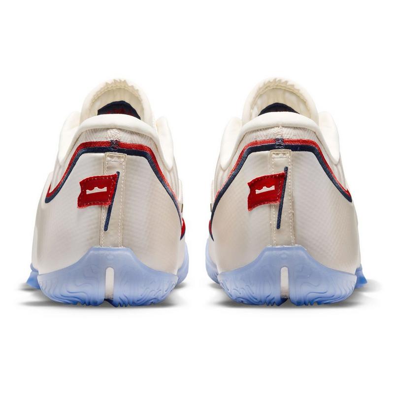 Nike Chaussures de basketball LeBron XXIII Old Glory pour hommes