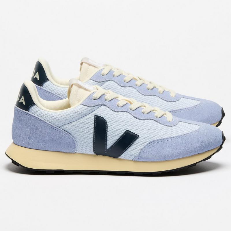 Veja Women's Rio Branco II Alveomesh Shoe