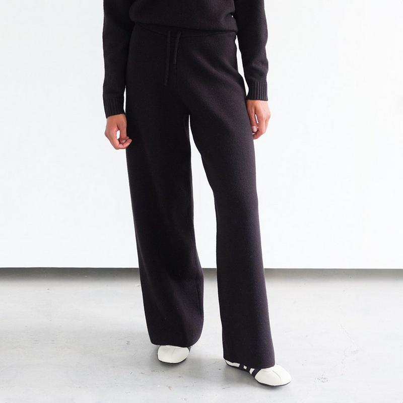 Brunette The Label Pantalon large tricot&eacute; pour femmes